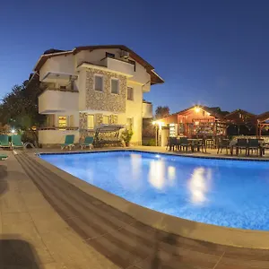 Gardenia Apartment